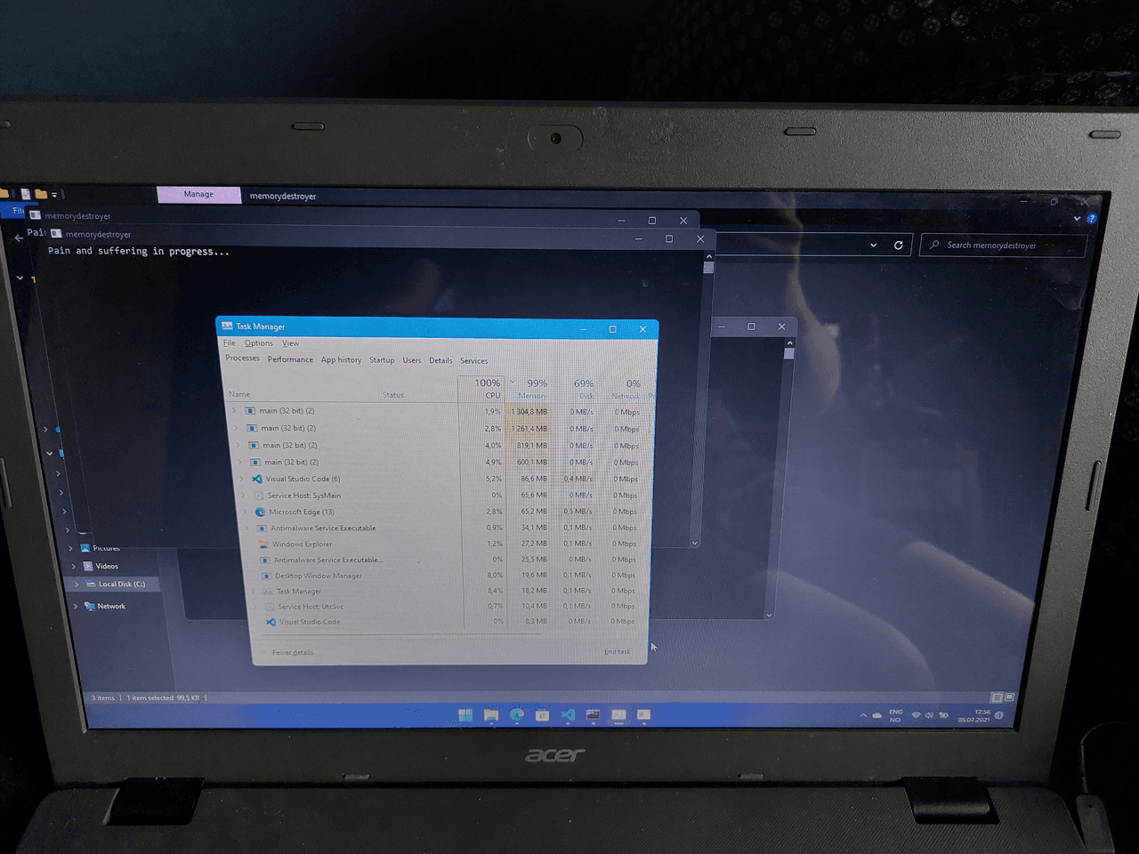 https://cloud-8f6ql4v21-hack-club-bot.vercel.app/0image.png